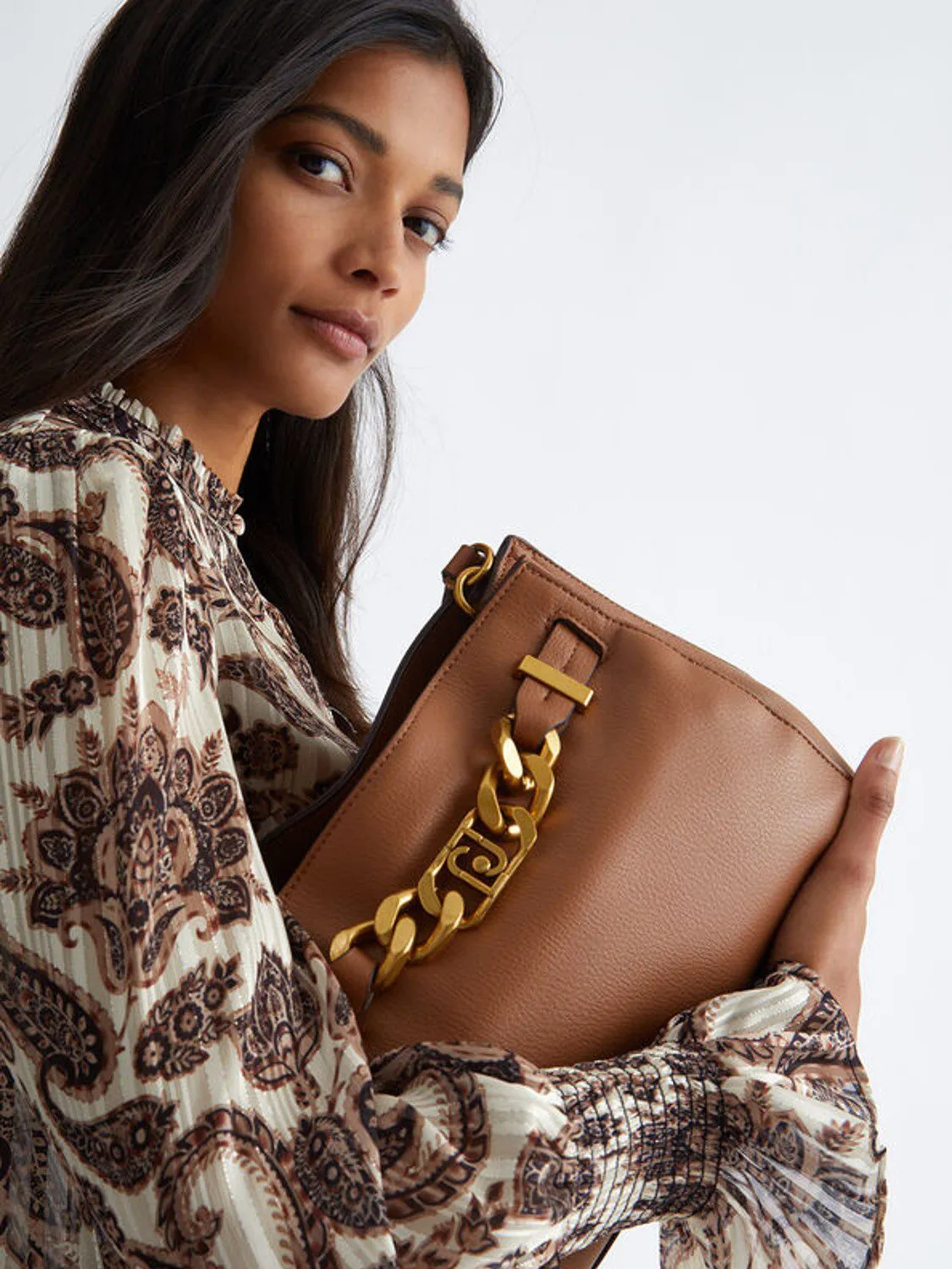 AMANDUA BOLSO CON CADENA MEDIANO LIU JO
