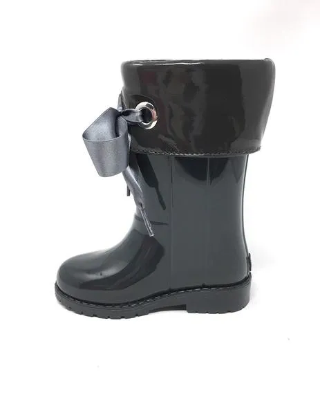 bota goma charol gris