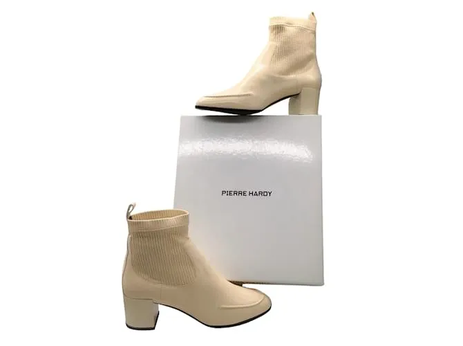Botines de charol marfil Pierre Hardy Crudo 