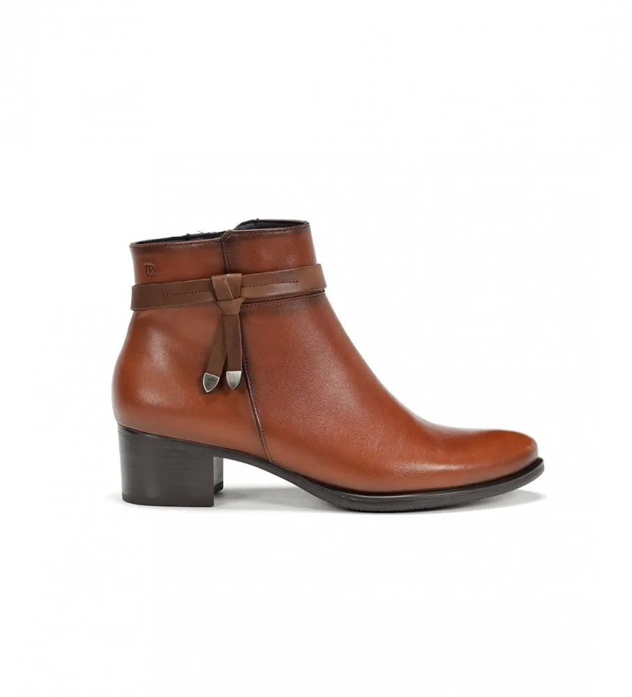 Botines de piel D8889 marrón