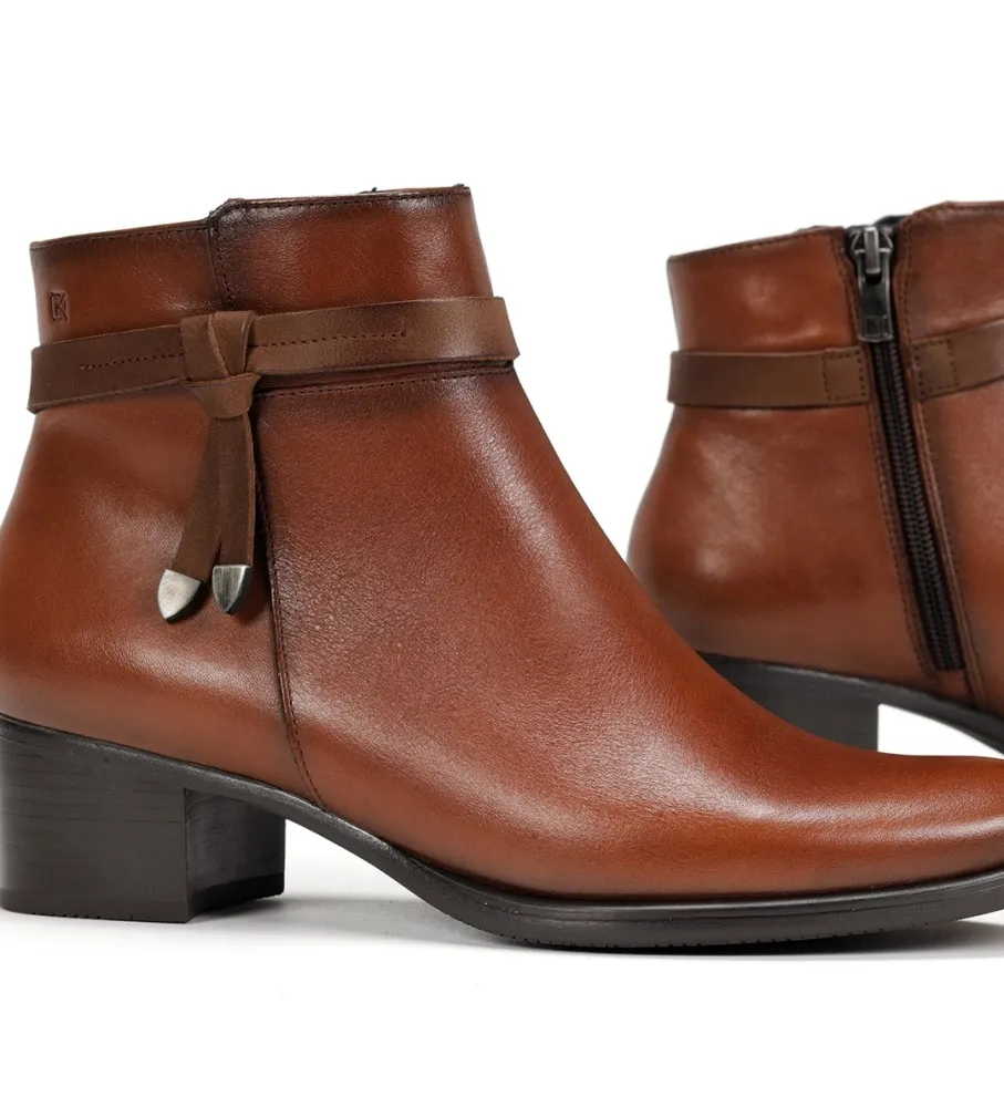 Botines de piel D8889 marrón