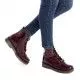Botines planos Xti burdeos de charol con cordones