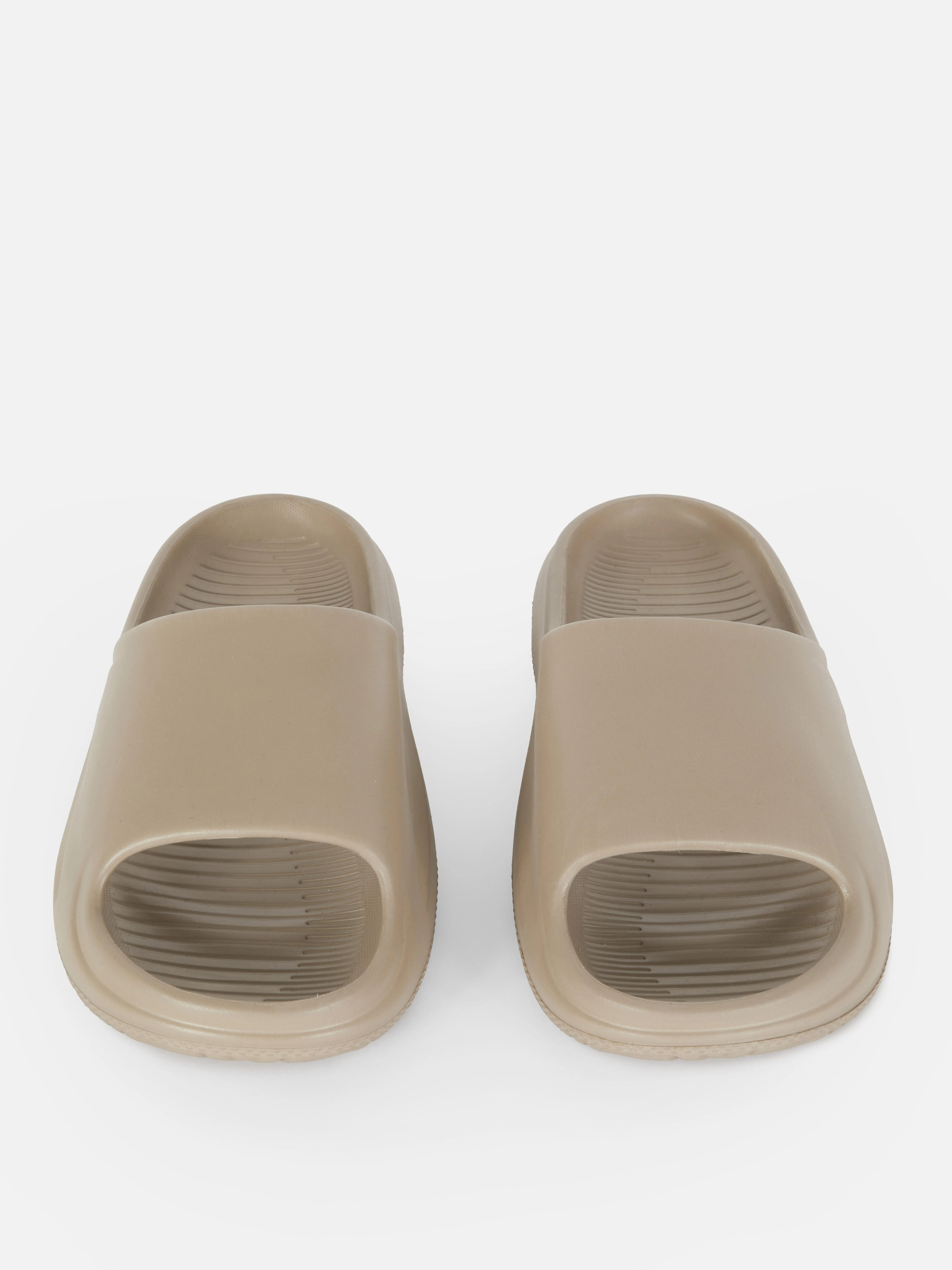Chanclas de piscina de plataforma