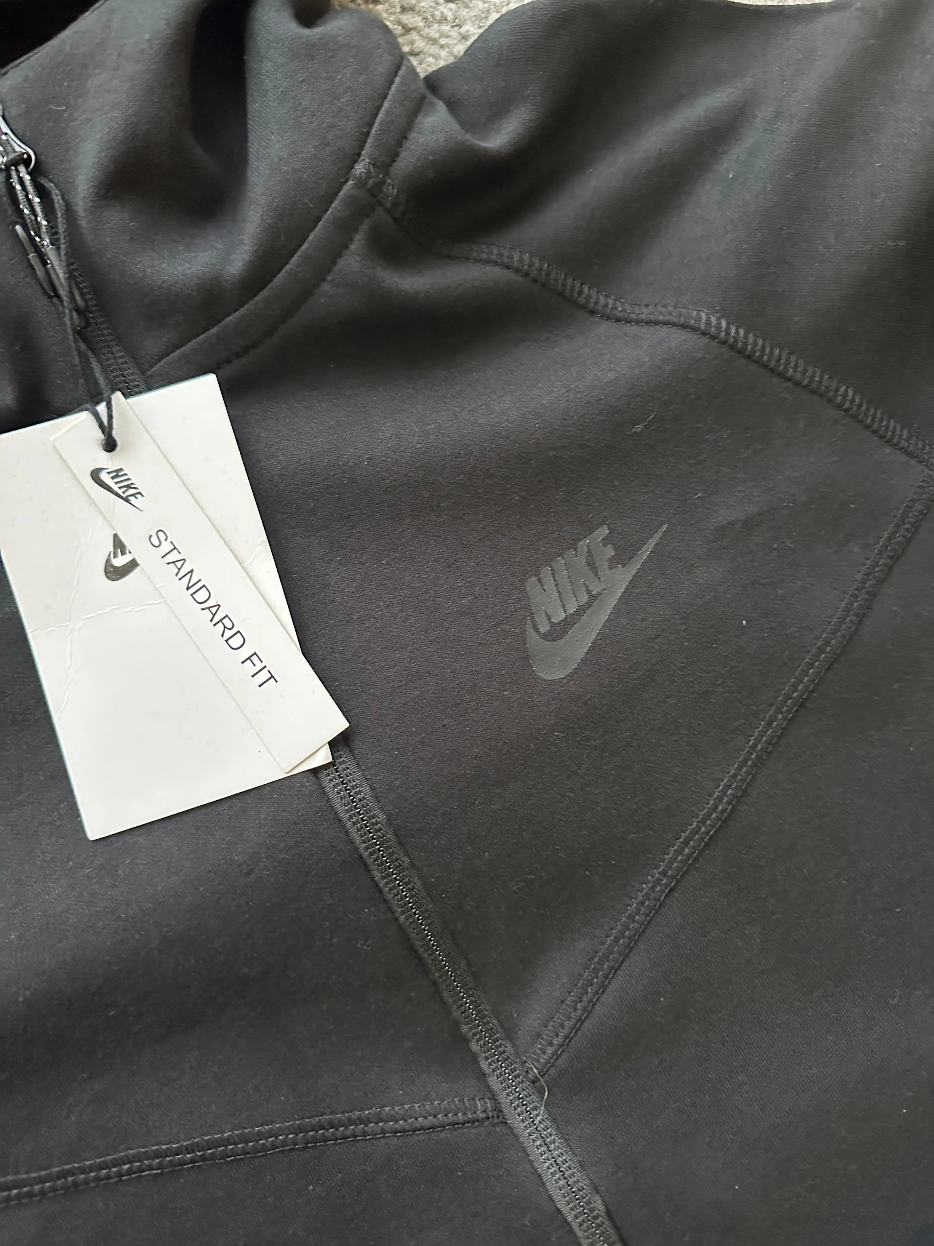 CHANDAL  NIKE TECH  NEGRO