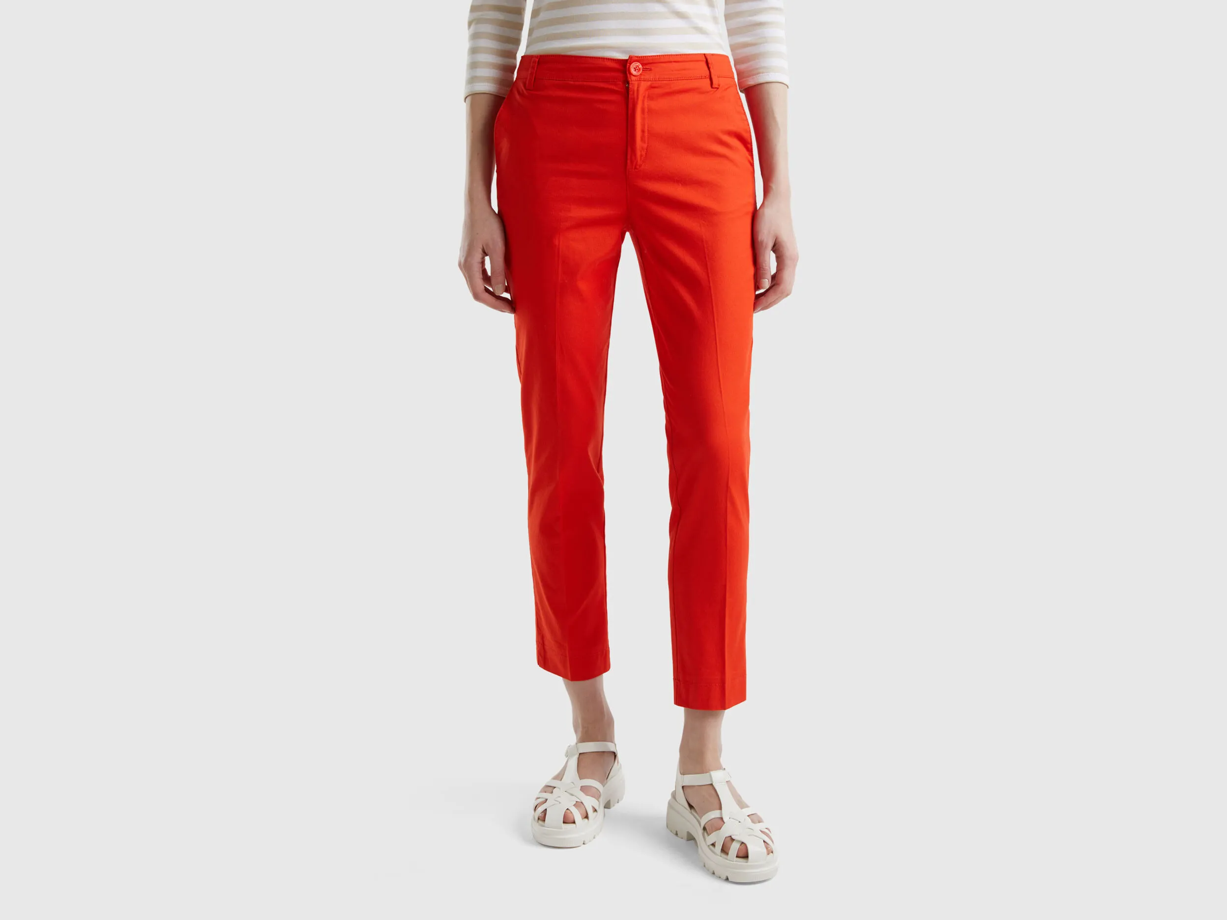 Chinos de algodón elástico