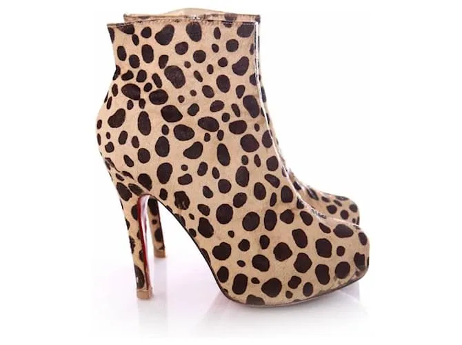 Christian Louboutin, Zapatos de plataforma de piel de potro con estampado de leopardo en talla 39. Castaño 