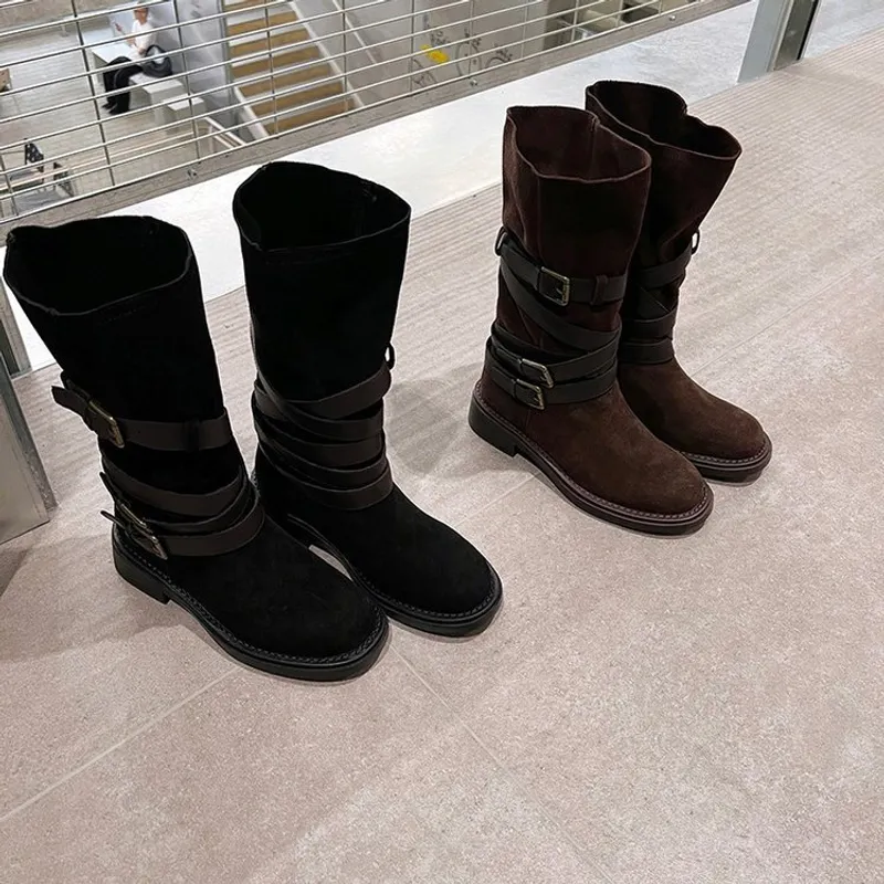 Envío gratis New Designer Men Womens Snow Bots Botas de vaquero de algodón de invierno son zapatos de piel calientes Botas de za