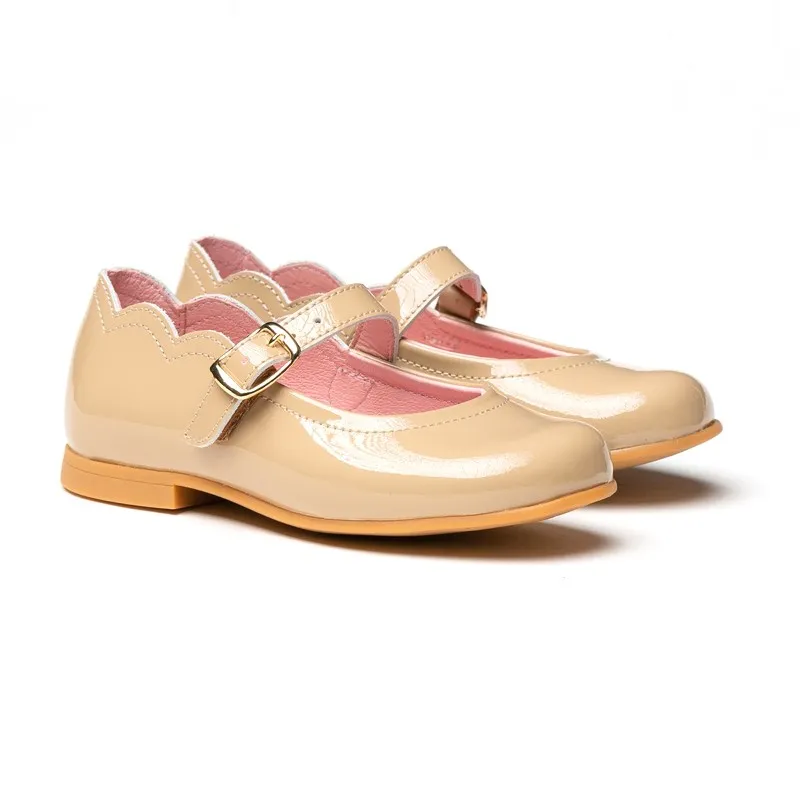 Merceditas Niña Piel Charol Hebilla 1100 Camel, de Angelitos