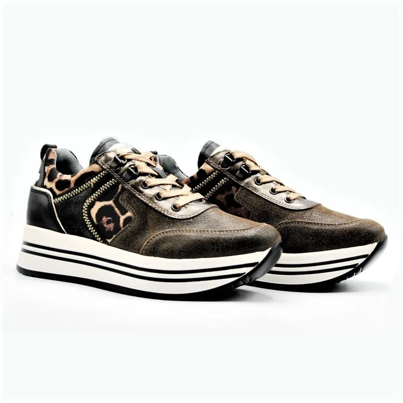 NERO GIARDINI I0 13291 510 Kaki. Deportiva casual mujer