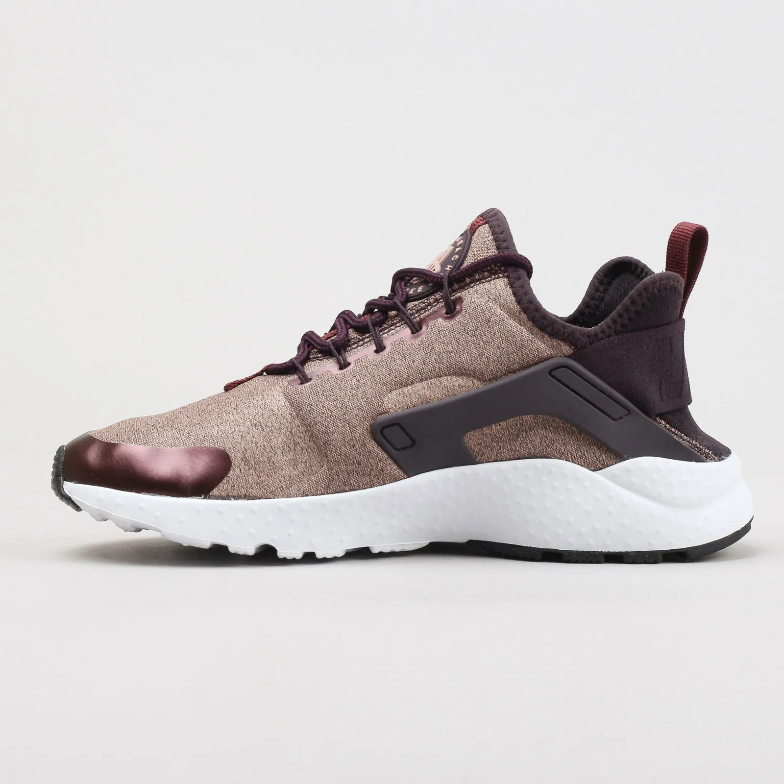 Nike W Air Huarache Run Ultra SE
