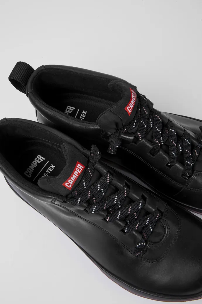 PEU PISTA GORETEX ZAPATOS DE PIEL EN COLOR NEGRO PARA MUJER