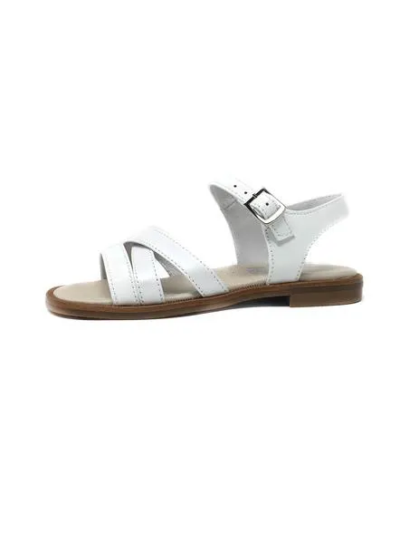 sandalia charol blanco combinado