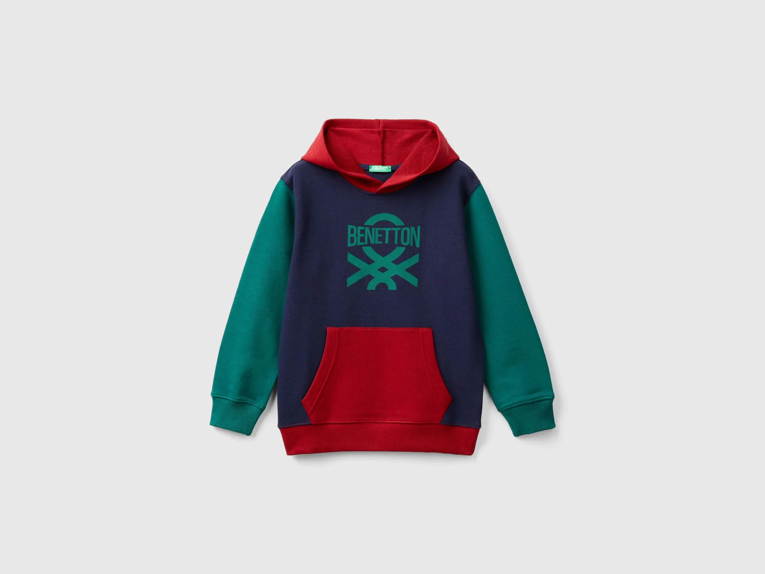 Sudadera con estampado y capucha