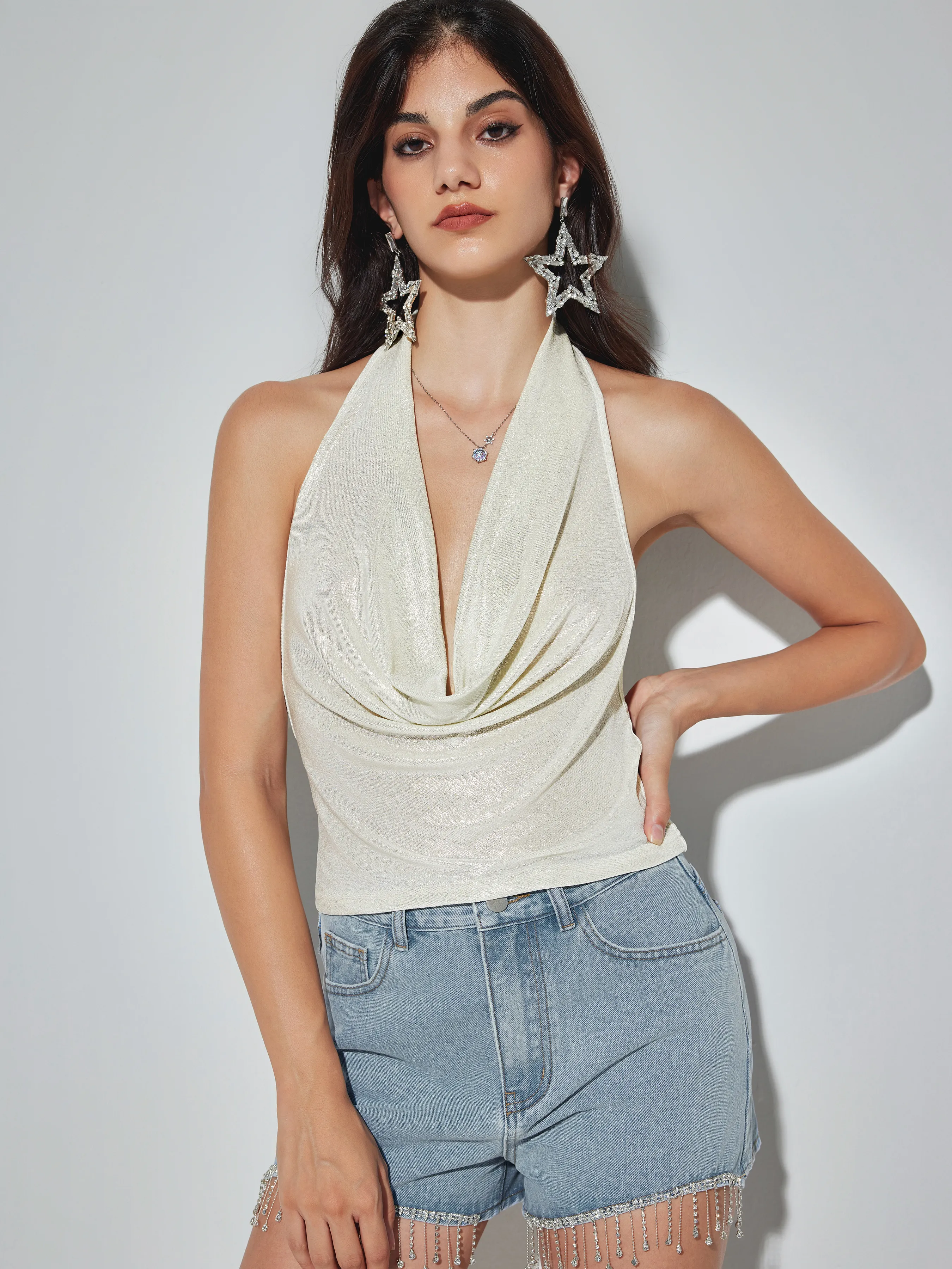  Top Corto sin Espalda con Cuello Drapeado