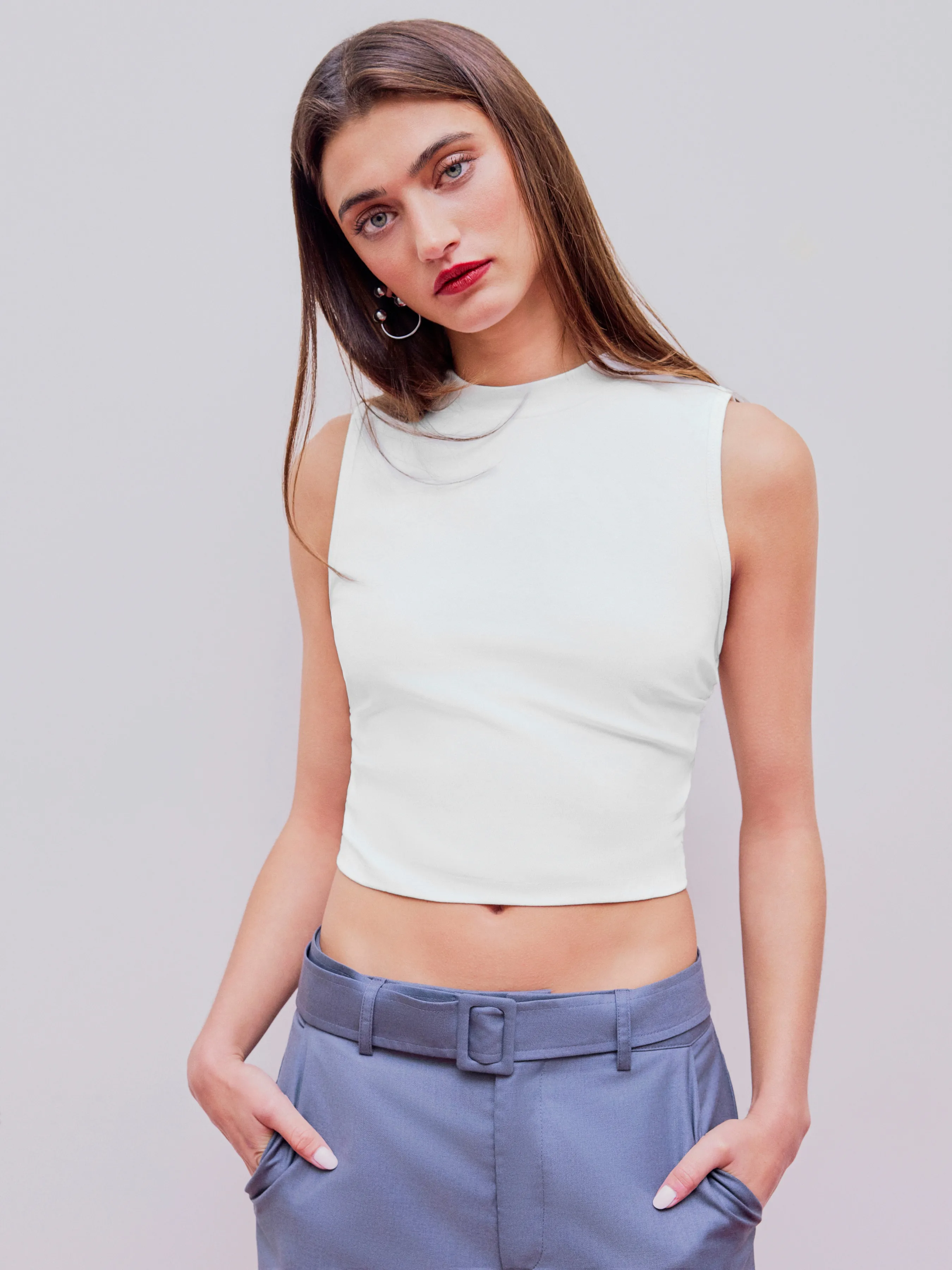 Top Crop Fruncido Sin Mangas y Cuello Redondo Unicolor