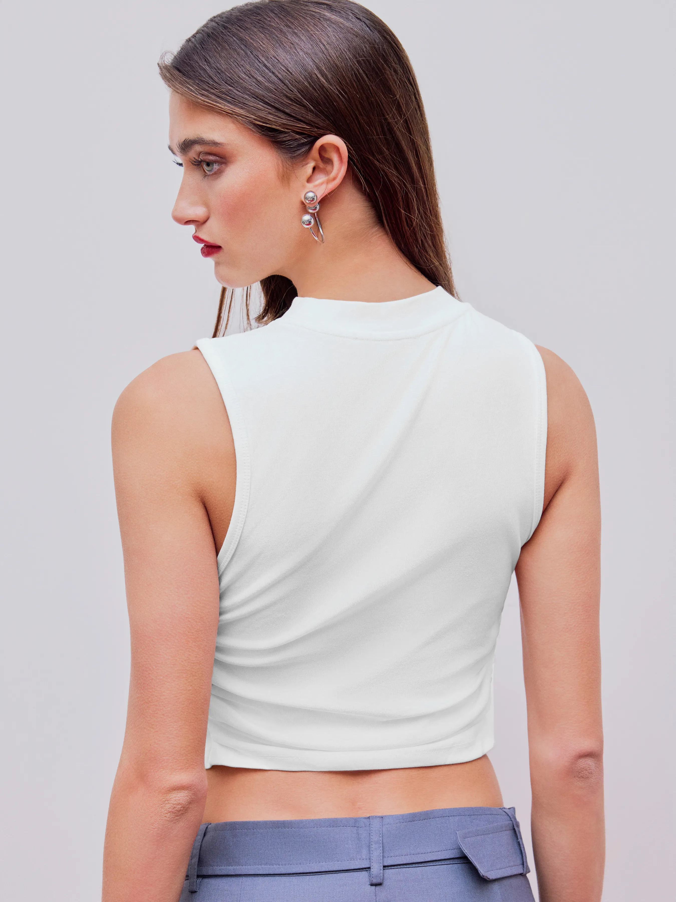 Top Crop Fruncido Sin Mangas y Cuello Redondo Unicolor