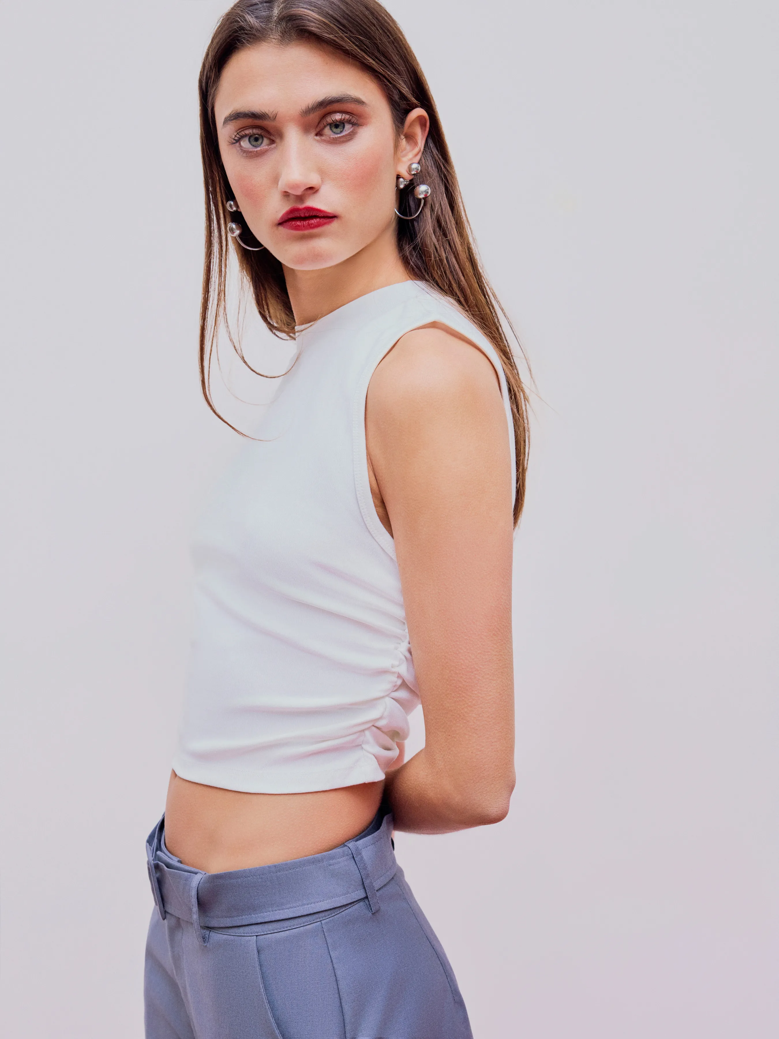 Top Crop Fruncido Sin Mangas y Cuello Redondo Unicolor