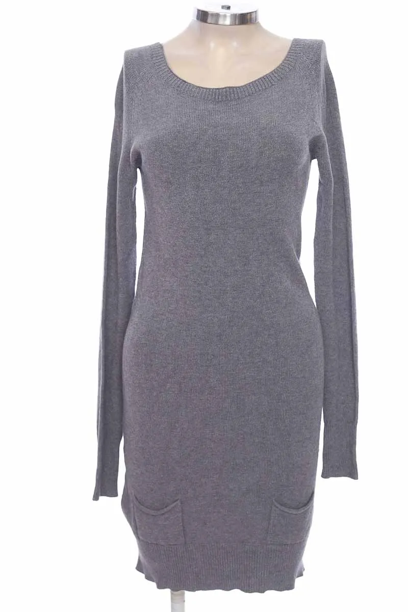 VESTIDO / ENTERIZO COLOR GRIS  CLOSEANDO