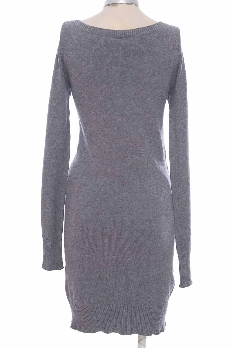 VESTIDO / ENTERIZO COLOR GRIS  CLOSEANDO