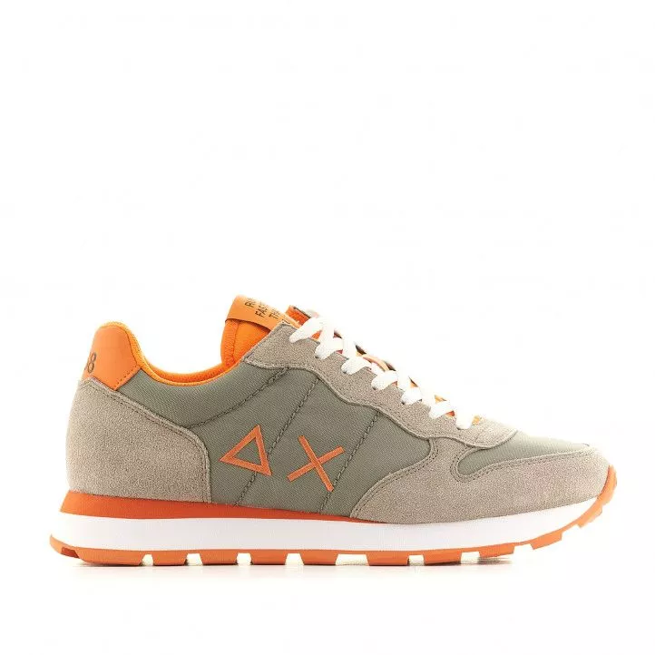 Zapatillas deportivas SUN68 grises con detalles en naranja