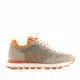 Zapatillas deportivas SUN68 grises con detalles en naranja