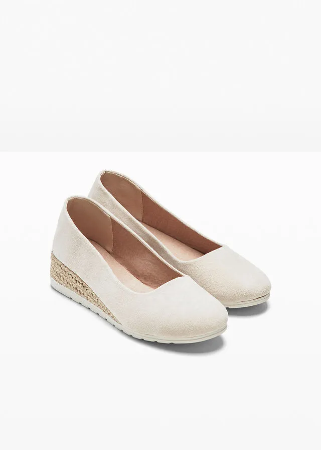 Zapatos de cuña Beige