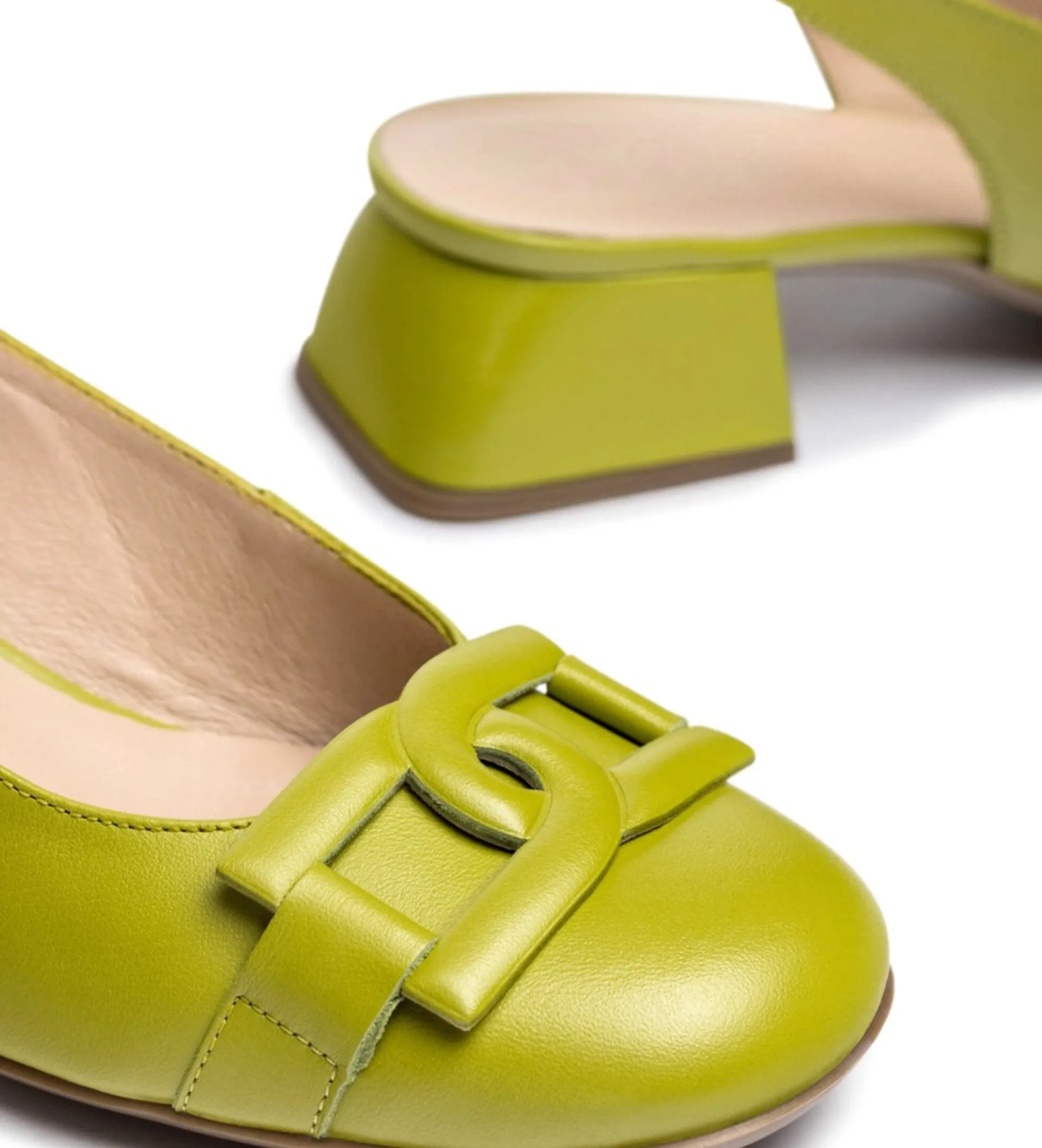 Zapatos de Piel Maya verde