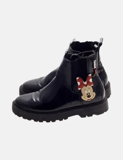 Zara Bota negra charol